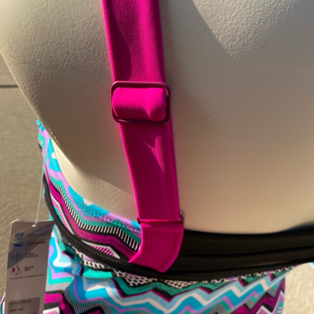 18w Swim Top - Picture 8 of 13